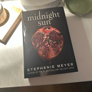 Midnight Sun Book by Stephenie Meyer